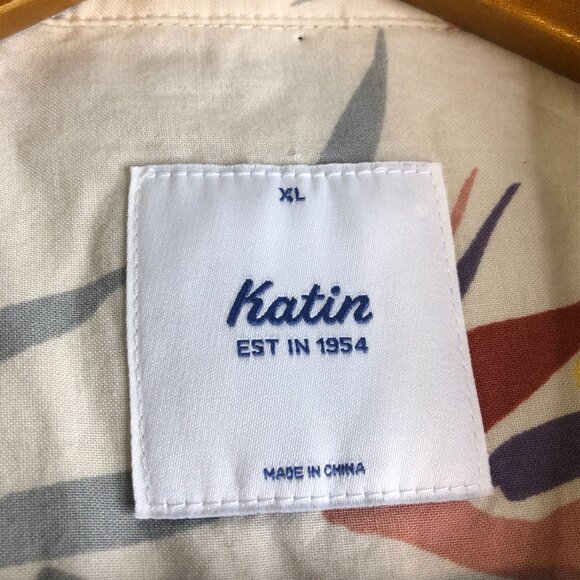 Katin Shirt Mens XL Tan Beige Short Sleeve Camp Loop Collar Hawaiian Comfort - Picture 2 of 10